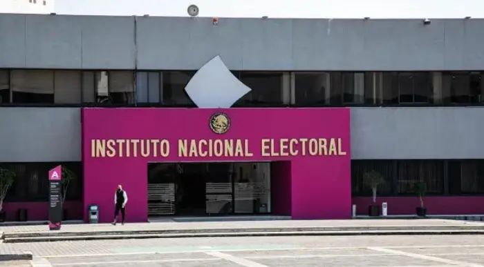 INE multa a partidos políticos con 37 millones de pesos por afiliaciones sin consentimiento